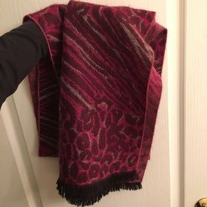 Black and Pink Leopard Pattern Scarf